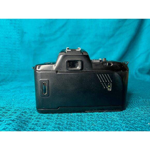 Nikon N5005s camera nonworking - Picture 3 of 7